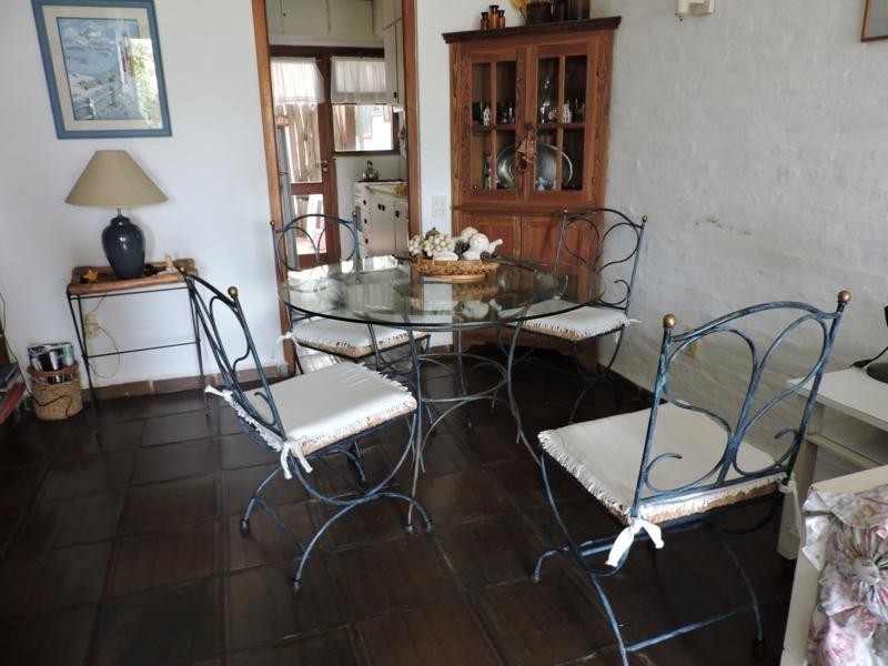 casa en alquiler a metros de la playa Montoya